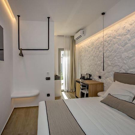 Tínos Levantes Luxury Suites I מראה חיצוני תמונה