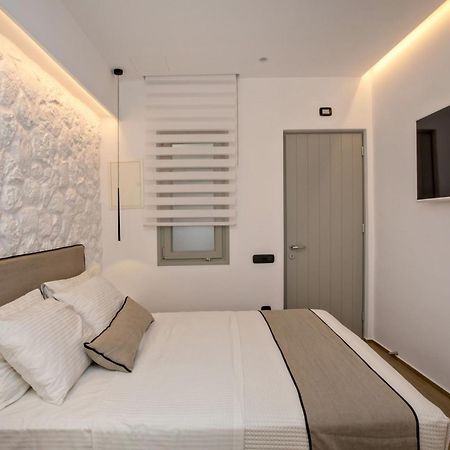 Tínos Levantes Luxury Suites I מראה חיצוני תמונה