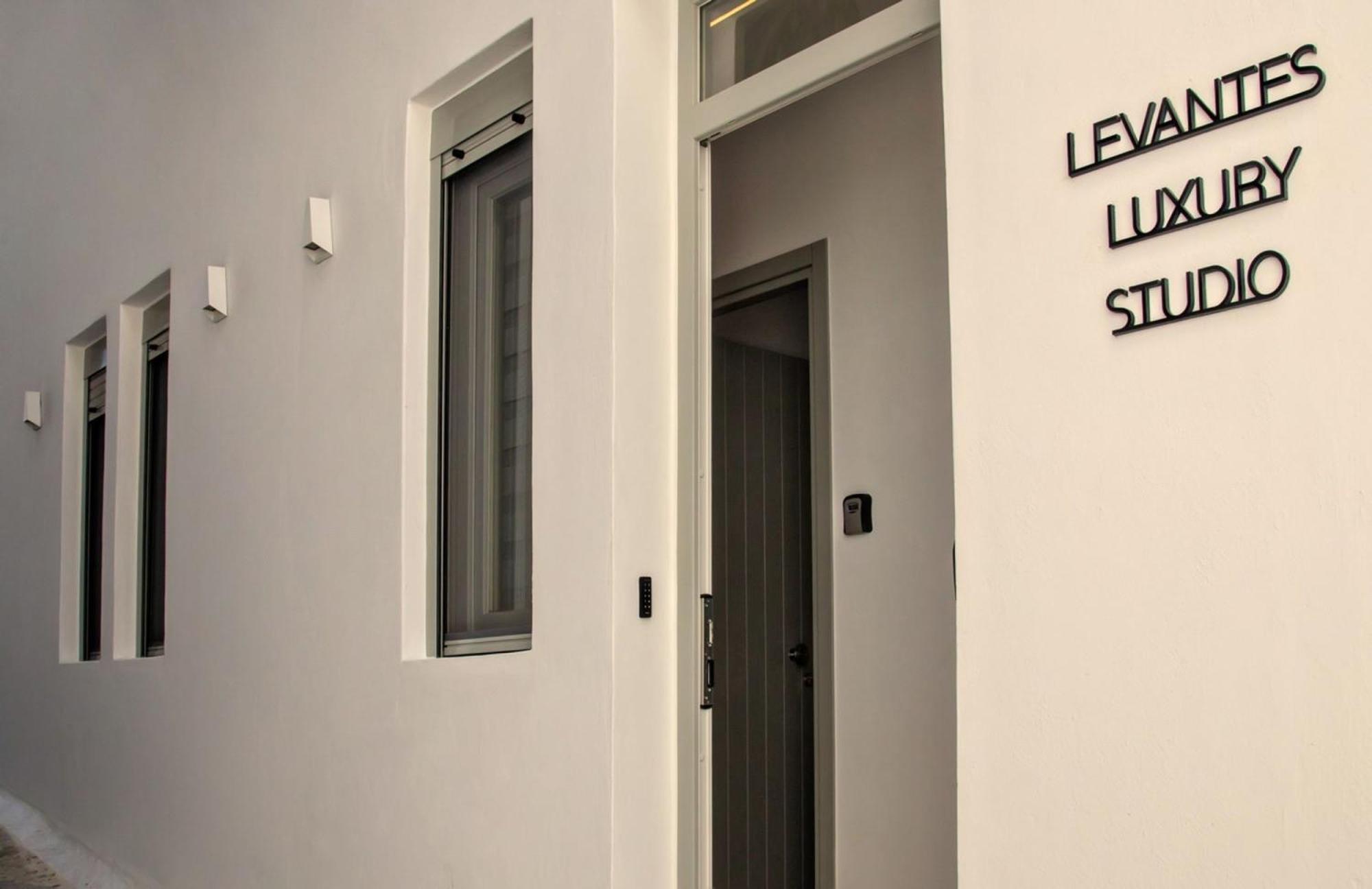 Tínos Levantes Luxury Suites I מראה חיצוני תמונה
